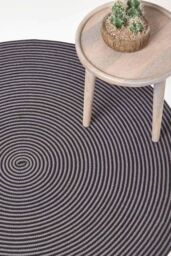 Homescapes Handmade Woven Spiral Braided Rug in Grey - Size: 120 cm diameter
