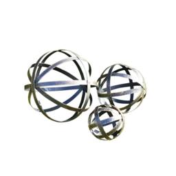 Melody Maison Set Of 3 Black & Gold Decorative Garden Spheres