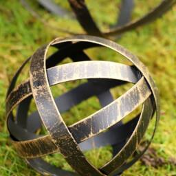Melody Maison Set Of 3 Black & Gold Decorative Garden Spheres - thumbnail 6