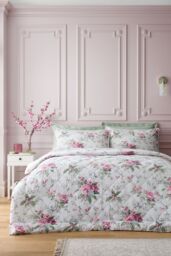 Bridgerton By Catherine Lansfield 'Penelope Floral' Reversible Eiderdown Bedspread in Cream - thumbnail 4
