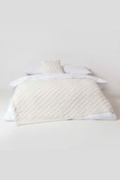 Homescapes Diamond Cotton Tufted Throw in White - Size: 125 cm x 150 cm - thumbnail 3
