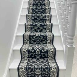 runrug Stair Runner Carpet for Staircases - Soft & Comfy, 9mm - 'Traditional' in Dark Grey - Size: 60 cm x 690 cm - thumbnail 3