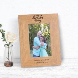 Uniqueful Personalised Happy Fathers Day Wood Picture Frame 7x5 for Dad in Brown - thumbnail 1