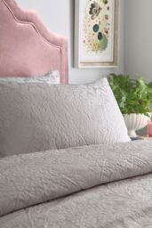 Appletree 'Toria' Arts & Crafts Floral Jacquard Duvet Cover Set in Stone - Size: Double - thumbnail 2