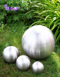Primrose Brushed Stainless Steel Gazing Globe Sphere Garden Ornament 28cm in Silver - thumbnail 3