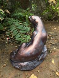 Inspirational Gifting Large Otter Sculpture Garden Ornament Statue in Bronze - thumbnail 5