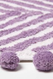 Homescapes Bath Mat Tufted Zig Zag 100% Cotton with Pom Pom Edges in Purple - thumbnail 3