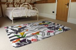 Benjamin Tate Design Monochrome Leaves Rug in Natural - Size: Large - thumbnail 3