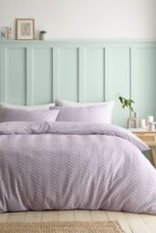 Catherine Lansfield 'Heatset Wave' Duvet Cover Set in Lilac - Size: King - thumbnail 1