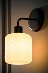 ValueLights Emery Swirl Glass Shade Wall Light with Bulb in Black