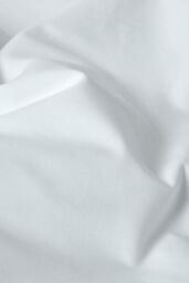 Homescapes Sateen Cotton Fitted Cot Sheets 400 Thread Count, 2 Pack in White - Size: Cot Bed - thumbnail 3