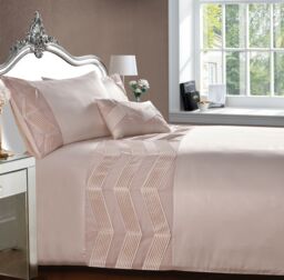 Rapport Home Valencia Boudoir Filled Cushion (50x30 cm) in Dusty Pink - Size: 30 cm x 50 cm