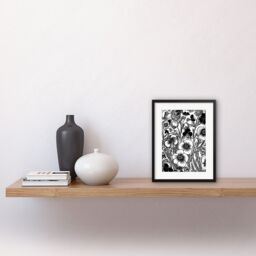 "Artery8 Wall Art Print Black & White Viola Flower Pattern Artwork Framed 9X7 Inch - Size: W7"" x H9""" - thumbnail 2