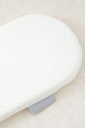 The Tiny Bed Company Premium Moses Basket Mattress - 74 x 28 cm in White - thumbnail 2