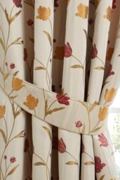 Curtina 'Juliette' Floral Jacquard Fully Lined Pair of Pencil Pleat Curtains in Red - Size: 168 cm width x 137 cm drop - thumbnail 3