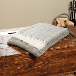Native Natural Diamond Pattern Grey Wool Blanket - Size: Double - thumbnail 2