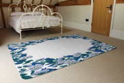 Benjamin Tate Design Winter Blue Flowers Rug in Natural - Size: Large - thumbnail 3
