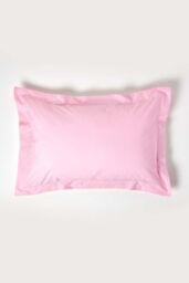 Homescapes Egyptian Cotton Oxford Pillowcase 200 TC, Standard Size in Pink - thumbnail 1