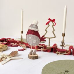 Melody Maison Red Felt Robin Standing Decoration With Wooden Base - 22cm - thumbnail 2