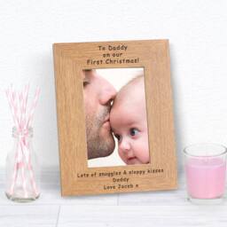 Uniqueful Men's Personalised To Daddy On Our First Christmas Wood Picture Frame 7x5 in Brown