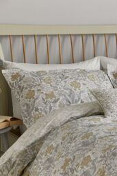 Morris & Co 'Compton' Cotton Duvet Cover Set in Natural - Size: Double - thumbnail 2