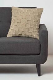 Homescapes Geometric Tufted Cotton Cushion in Beige - Size: 45 cm x 45 cm - thumbnail 2