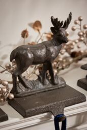 Dibor Set of 2 Cast Iron Reindeer Christmas Stocking Holders in Brown - Size: 2 Pack