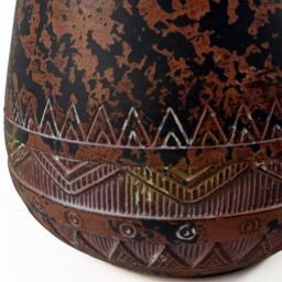 Leaf 24cm x 30cm Large Zaturn Planter Brown / Black in Dark Brown - Size: 24 cm x 30 cm - thumbnail 4