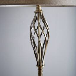 K LIVING Compton Antique Brass Floor Lamp & Lamp Shade in Gold - thumbnail 3