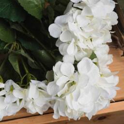 Lemon Pavilion Furniture and Decor White Hydrangea Bouquet Artificial Flower - L34 x W34 x H54 cm - Cream - thumbnail 3