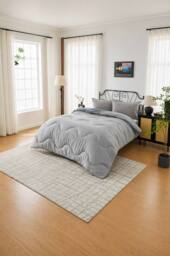 Dyzi 10.5 Tog Supersoft Microfibre Duvet - Coverless or Covered Set in Grey - Size: King - thumbnail 4
