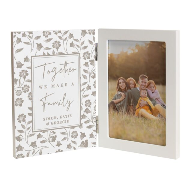 Personalised Memento Company Personalised Family Wooden Hinged 6x4 Photo Frame in White - image 1