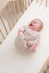 The Tiny Bed Company Coconut Coir & Pocket Sprung Core Cot Mattress (120 x 60cm) in White - thumbnail 4