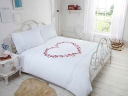 Rapport Home Hearts Design Polycotton Duvet Cover Set With Pillowcase in White - Size: Double - thumbnail 1