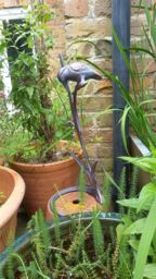 Inspirational Gifting Kingfisher on Reeds Garden Sculpture Ornament Decoration in Bronze - thumbnail 5