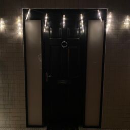 Samuel Alexander 4.7m Set of 10 In-Lit Icicle Lights with 40 LEDs in Cool White - thumbnail 4