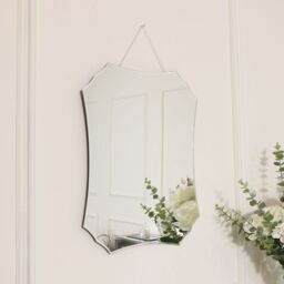 Melody Maison Deco Frameless Bevelled Wall Mirror 38cm X 50cm in Clear - Size: 38 cm X 50 cm - thumbnail 3
