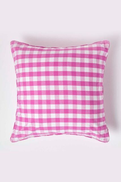 Homescapes Block Check Cotton Gingham Cushion Cover in Pink - Size: 60 cm x 60 cm - image 1