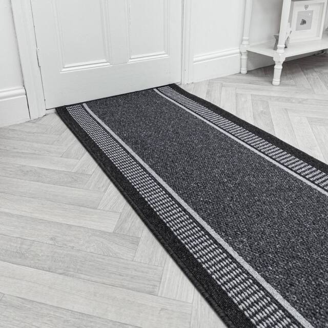runrug Hallway Runner Rug - Non-Slip, Hardwearing, 5mm - 'Promenade' in Grey - Size: 66 cm x 150 cm