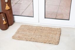 Esselle Whitefield Handwoven Boucle Small Mat in Natural - Size: 44 cm x 75 cm - thumbnail 4