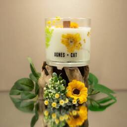 Serenityy Agnes + Cat Botanical Soy Candle - Rydal Oudh in White - thumbnail 3