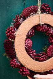 Dibor 30cm Cluster Berries Xmas Decor Front Door Wreath Christmas Wreath in Red - thumbnail 6
