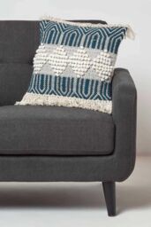 Homescapes Safi Handwoven Fringed Navy & Cream Kilim Cushion - Size: 45 cm x 45 cm - thumbnail 2