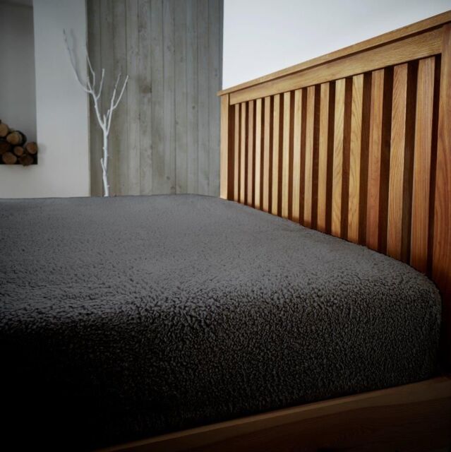 Smart Living Luxury Teddy Bear Fleece Fitted Sheet in Charcoal - Size: Single Fitted - image 1