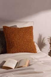 Yard Cabu Chunky Boucle Cushion in Tan - Size: 45 cm x 45 cm - thumbnail 5