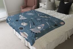 Benjamin Tate Design Spaceships & Planets With Stars Blanket in Natural - Size: 120 cm x 150 cm - thumbnail 3