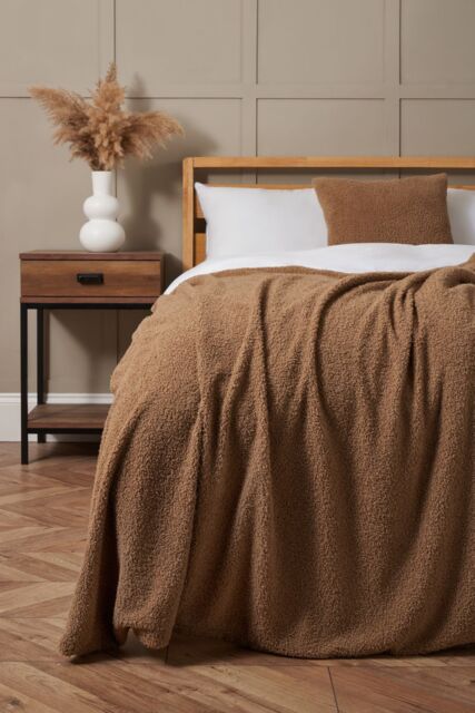 BHS Teddy Bear Fleece Throw in Brown - Size: Small - image 1