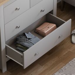 Home Discount Vida Designs Arlington 2+2 Drawer Chest Storage Bedroom Furniture in Grey - thumbnail 7