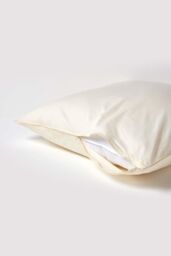 Homescapes Continental Egyptian Cotton Pillowcase 200 TC, 80 x 80 cm in Cream - thumbnail 3
