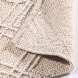 Esselle Blenheim 100% Pet Large Diamond Rug in Cream - Size: 160 cm x 230 cm - thumbnail 3